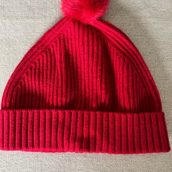 TALBOTS PRE-LOVED AUTHENTIC BEANIE & SCARF QUALITY DESIGN SET main image 12